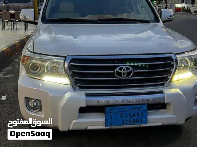 2014 Toyota Land Cruiser GXR