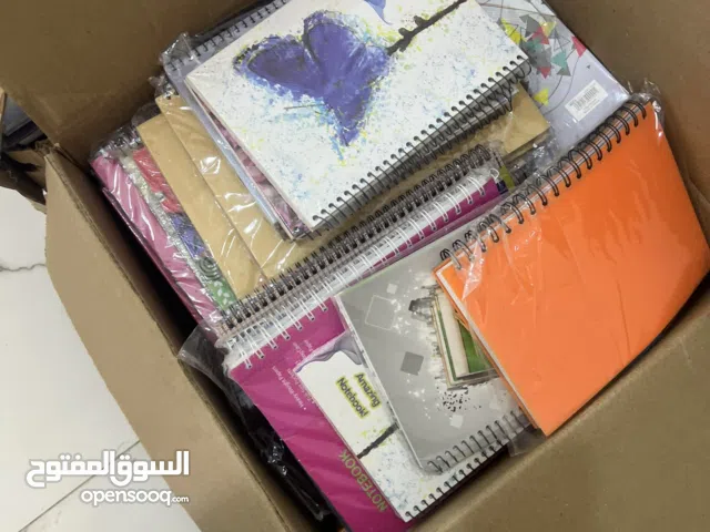دفاتر جامعيه جديدة بسعر ممتاز