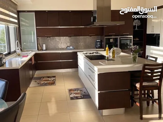 1070m2 More than 6 bedrooms Villa for Sale in Amman Dabouq