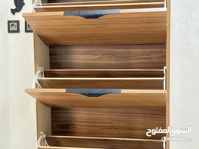 (meuble à chaussures) 130 / 80 cm ( MDF )