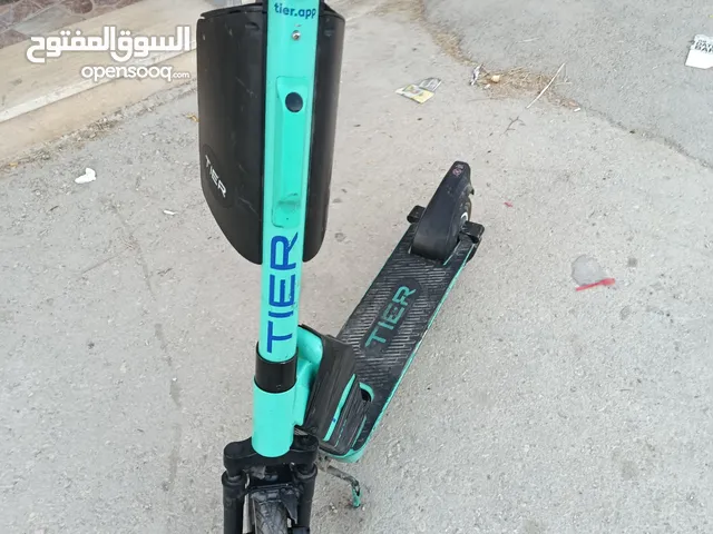 سكوتر للبيع بطارية بسكليت جديدة وكفالة سته اشهر وشحن اصلي مع خدمة توصيل أو استلام