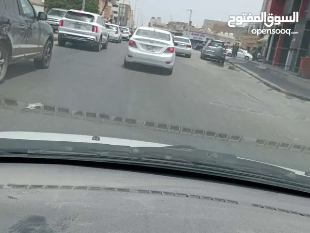 ارض تجاريه على رئيسي عين زاره للبيع بسعر مخفض جدا جدا