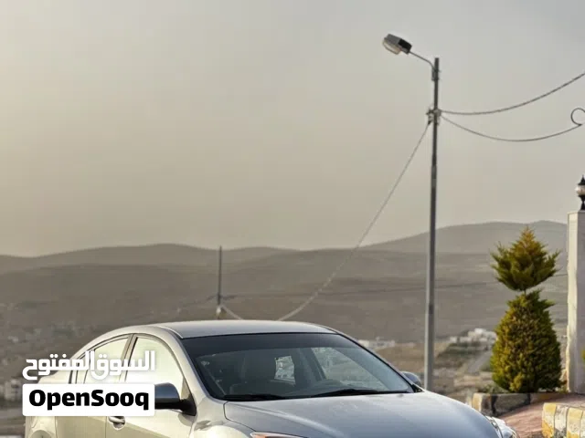 2014 مازدا 3 Standard