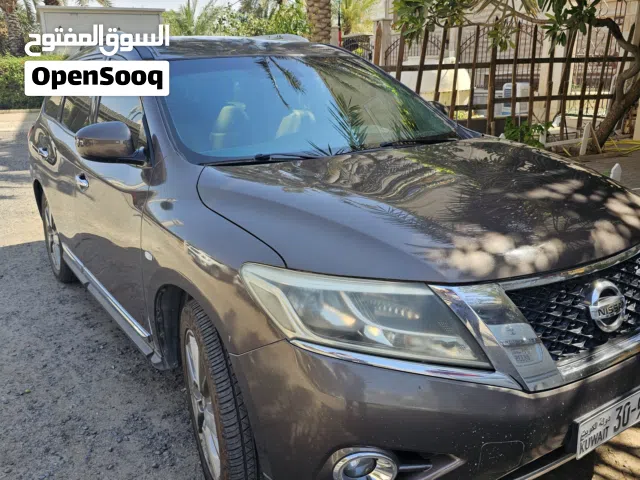 2015 Nissan Pathfinder SV