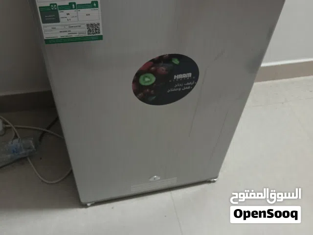 ثلاجة جديدة شبه معدومة الأستخدام