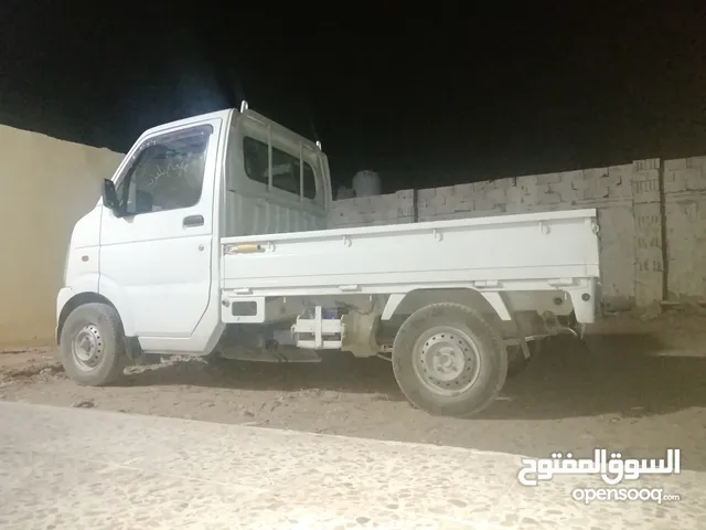 للبيع دينا مجنونه موديل 99 مكينه 205 موتر ماشاء الله تبارك الله موتر بضاعه كل شي فيه على الشرط الموق