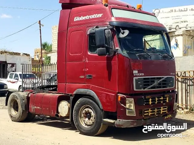 Tractor Unit Volvo 2005 in Amran