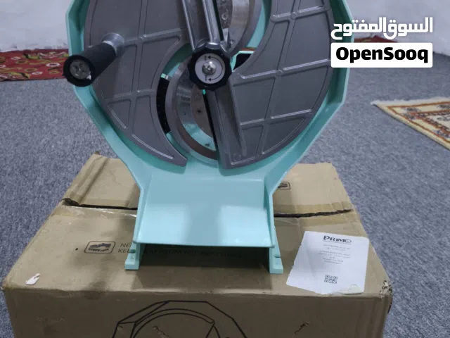 قطاعة خضروات و فواكة شبه جديد استعمال قليل