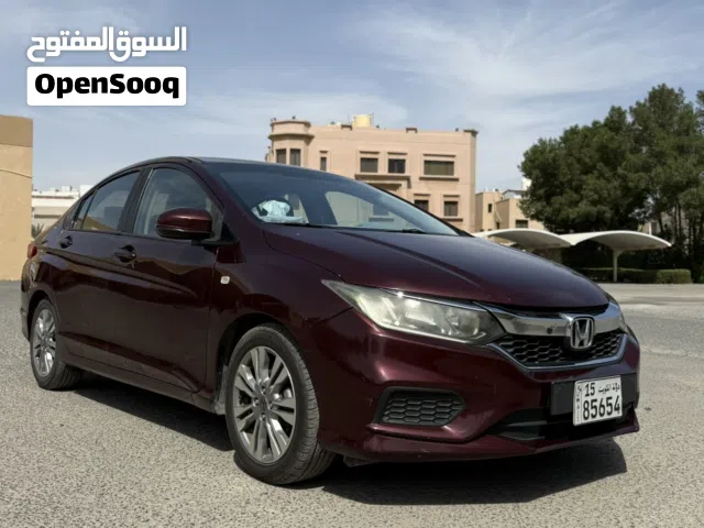 هوندا سيتي عنابي 2018
