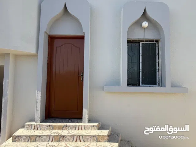 180 m2 3 Bedrooms Townhouse for Sale in Al Sharqiya Jalan Bani buhassan