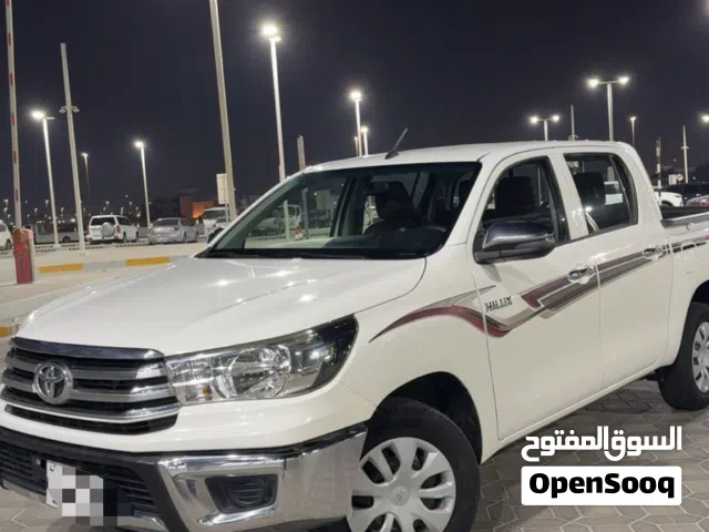 للبيع هايلكس سنجل دبل كبينة موديل 2020