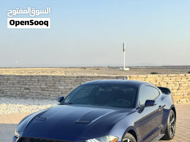 فورد موستنج موديل 2020 حادث بسيط جدا و ممشى قليل  جاهزة للاستخدام