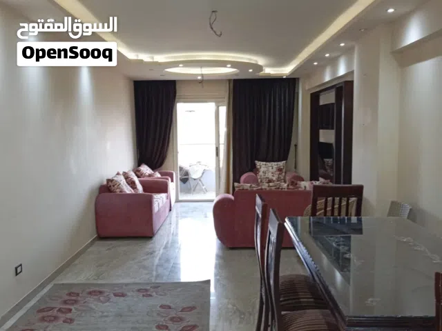 فرصه نادرة لعشاق الرقى شقة مفروشة للايجار السنوى بارقى مواقع السرايا خطوات من البحر و المحروسة
