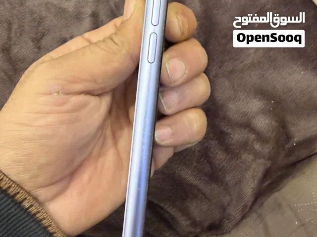 آيفون وكالة للبيع بطارية 96 الجهاز ولا خدش