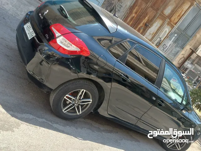 ستروين c4 2012 ديزل جير عادي اقتصادية جدا يد 2
