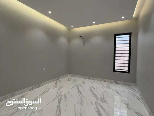 160 m2 3 Bedrooms Apartments for Rent in Al Riyadh Tuwaiq