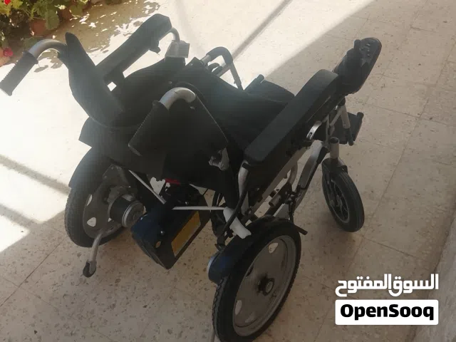 كرسي متحرك كهربائي استعمال خفيف