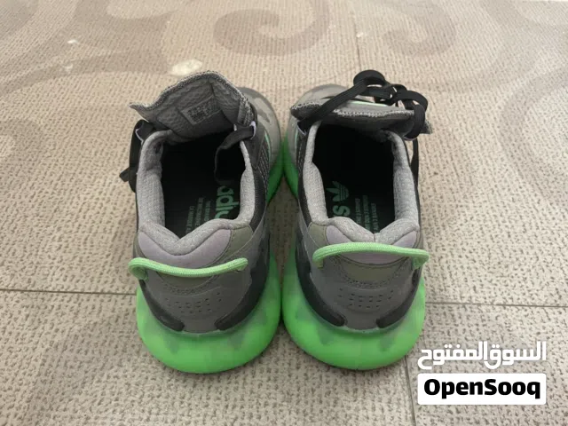 41 Sport Shoes in Tripoli