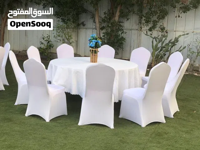 كراسي وطاولات للإيجارChairs and tables for rent