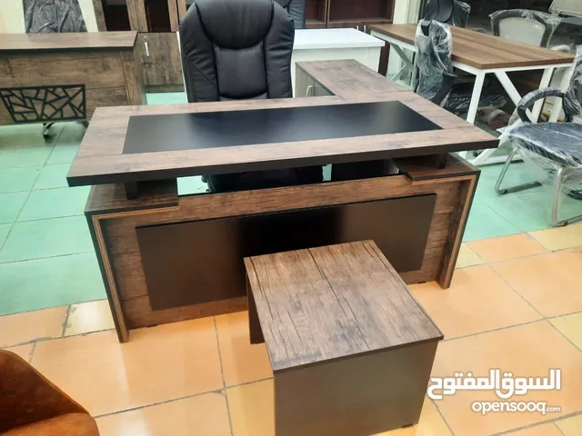 مكتب مدير السعر شامل التوصيل