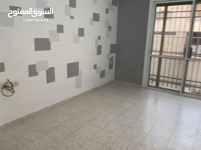 شقة ثلث غرف نوم للاجار الدوحة اسكان فخم ومرتب