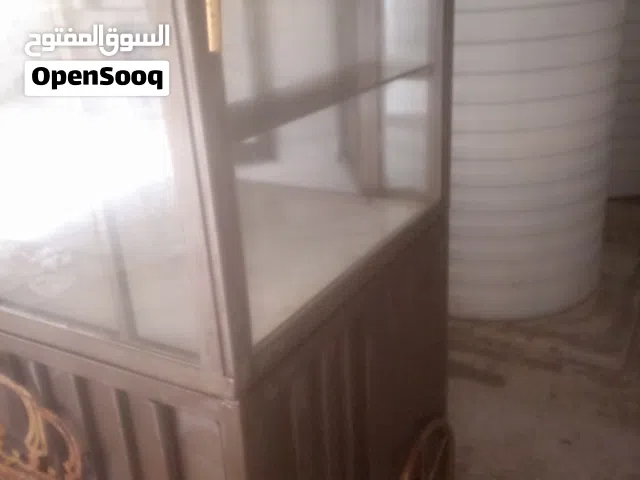 عرباية زجاج تصلح لبيع القشطة والمشاوي والمشروبات