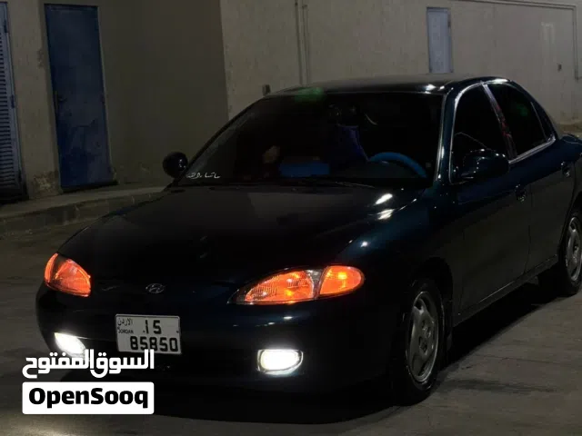 1996, هيونداي, افانتي, Standard