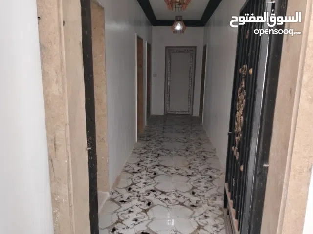 135 m2 4 Bedrooms Townhouse for Rent in Misrata Ad Dafiniyah