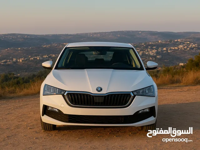 سكودا سكالا 2023 - سيارة بتجمع بين القوة والتوفير