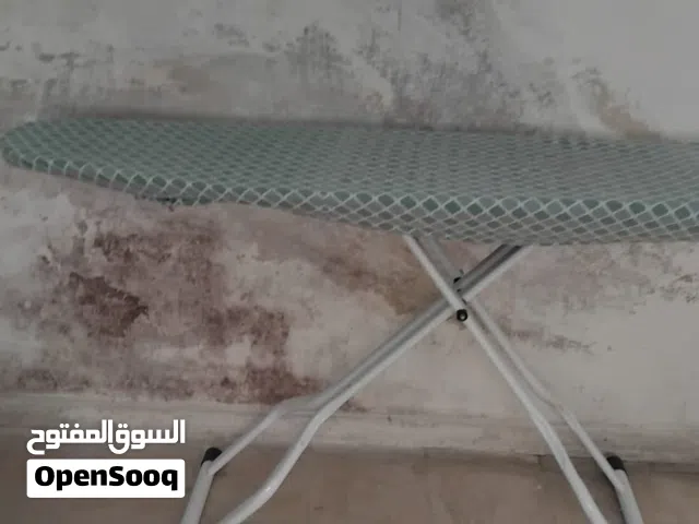 طاولة كوى للبيع حجم كبير