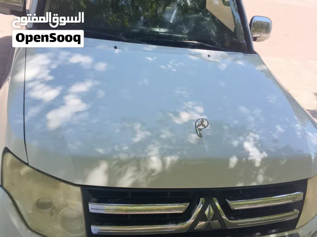 2009 Mitsubishi Pajero GLS