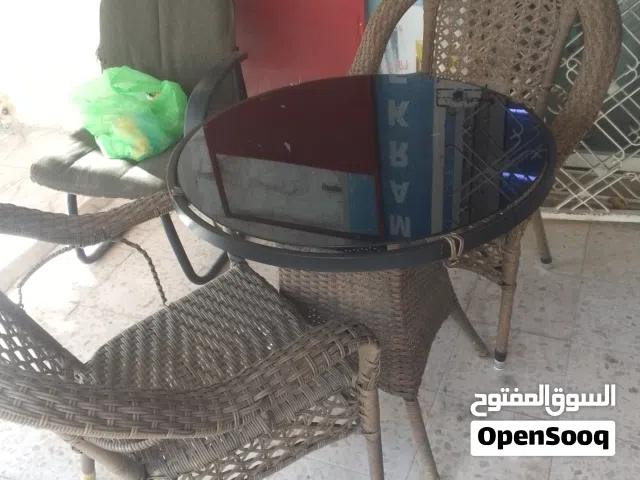 طاوله للبيع