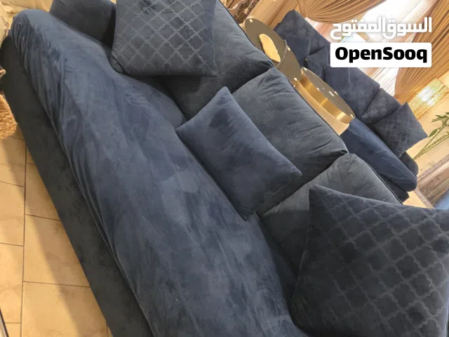 طقم كنب نظيف جدا تفصال للبيع