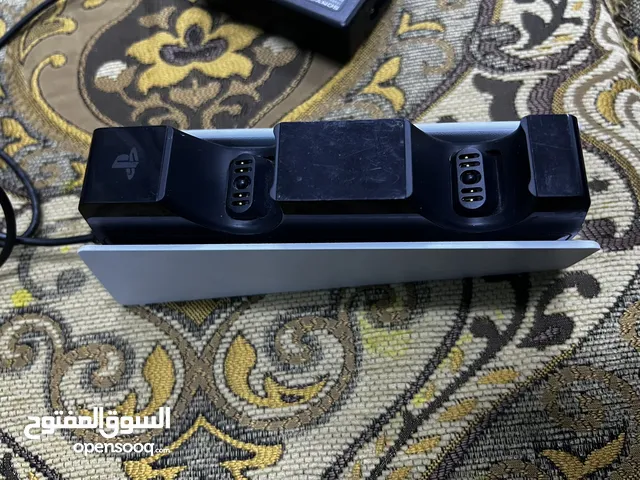 قاعدة شحن بلاستيشن 5