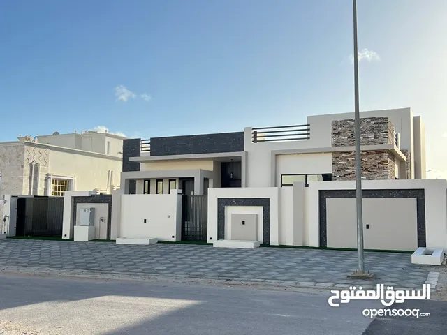 400 m2 5 Bedrooms Townhouse for Sale in Dhofar Salala