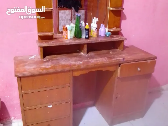 قيم وخذ كنتور وميز تواليت