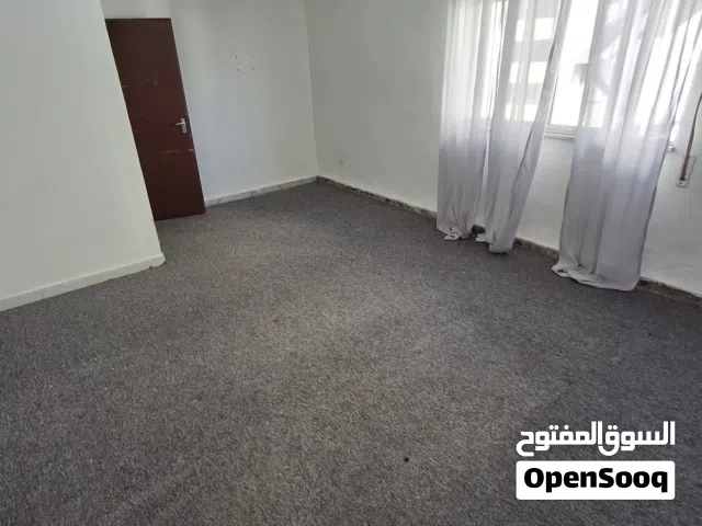 موكيت لون سكني