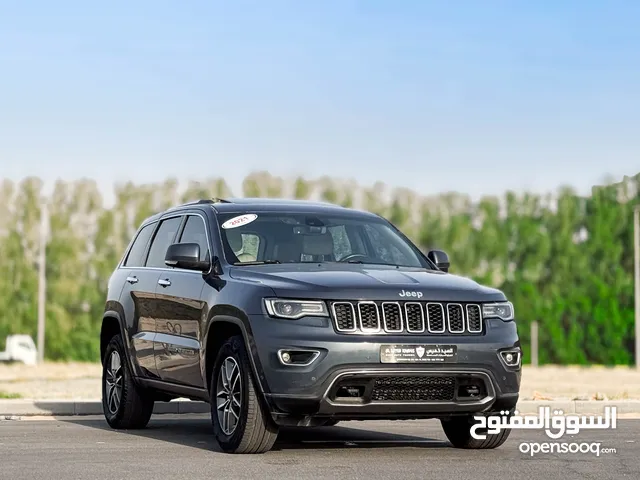 Jeep Grand Cherokee Limited 3.6 L 2021 Model, GCC Excellent Condition P.M 1,367