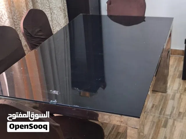 طاولة سفرة مع كراسي