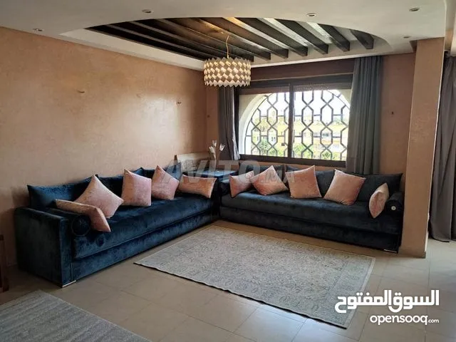 شقق للكراء اليومي في مراكش تانسيفت جيليز مفروشة تحتوي على صالون مغربي و مسبح و انترنت ومكيف.........