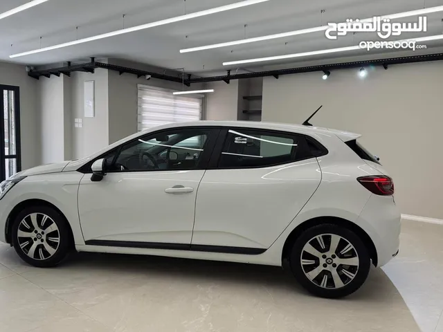 Used Renault Clio in Ramallah and Al-Bireh