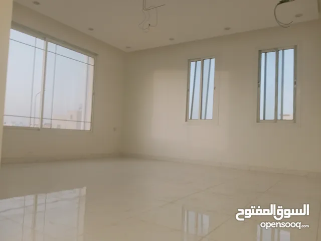 273 m2 More than 6 bedrooms Villa for Sale in Tabuk Al Bawadi