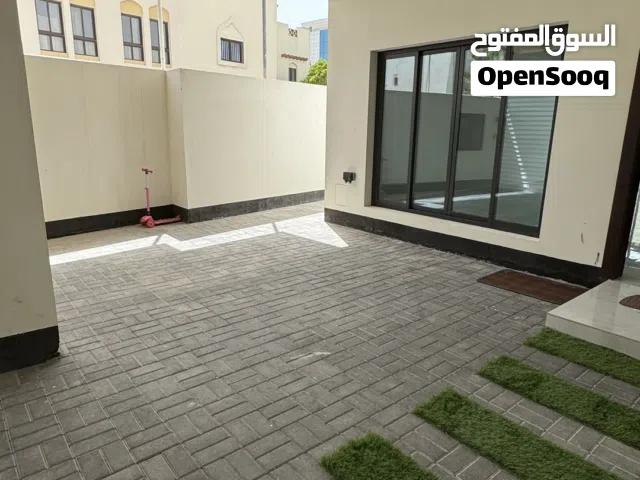 200 m2 4 Bedrooms Villa for Rent in Muharraq Busaiteen