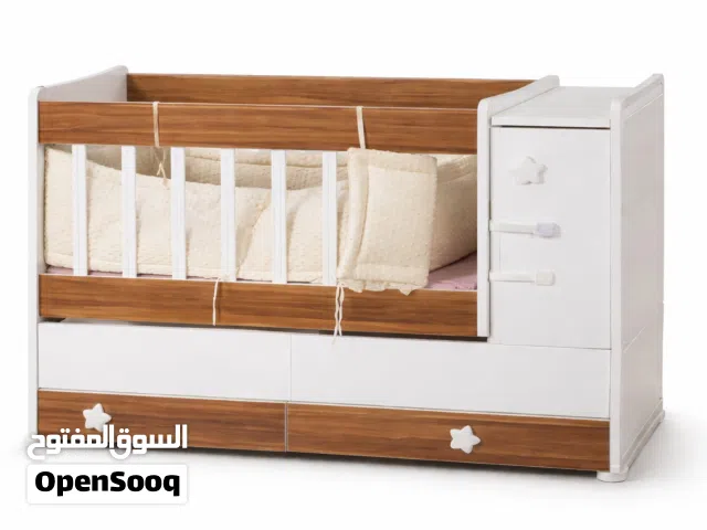 سرير اطفال