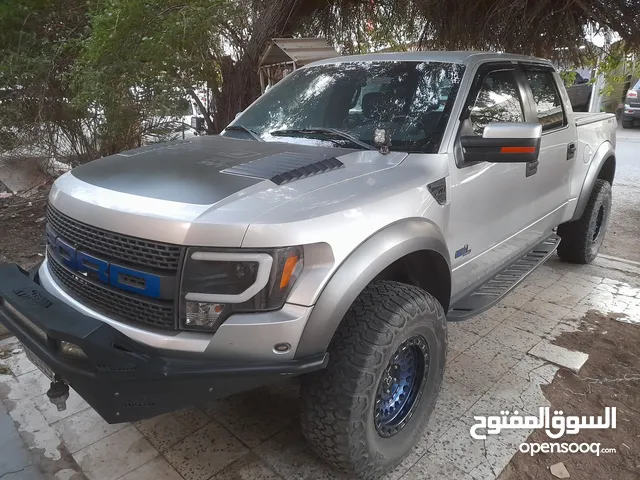 Ford Ranger Raptor in Kuwait City