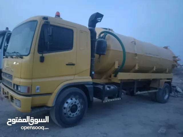 tank sale agrent.