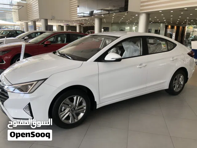2019 هيونداي النترا Standard