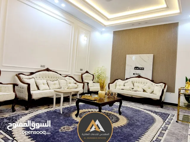 280 m2 More than 6 bedrooms Villa for Sale in Basra Maqal