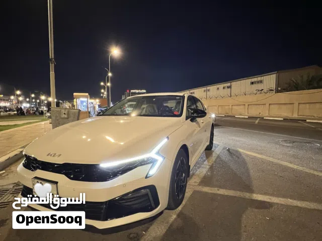 2025 Kia K5 Standard