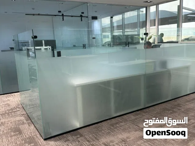 تركيب زجاج ومرايات وشاورات